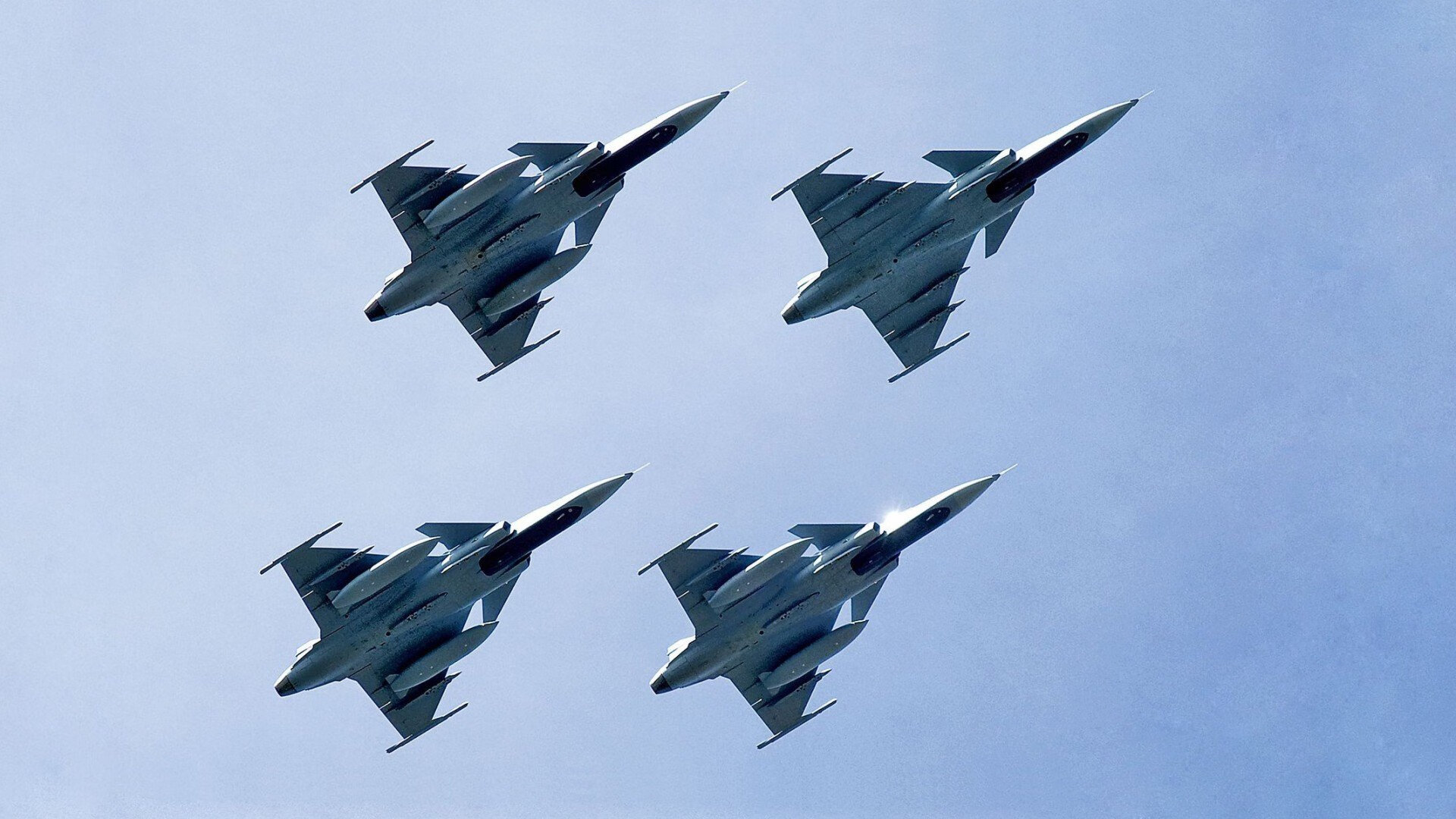 因此，我将基于核心后卫一手掌控比赛走势的核心概念，为您创作一篇符合实际对阵情况的文章