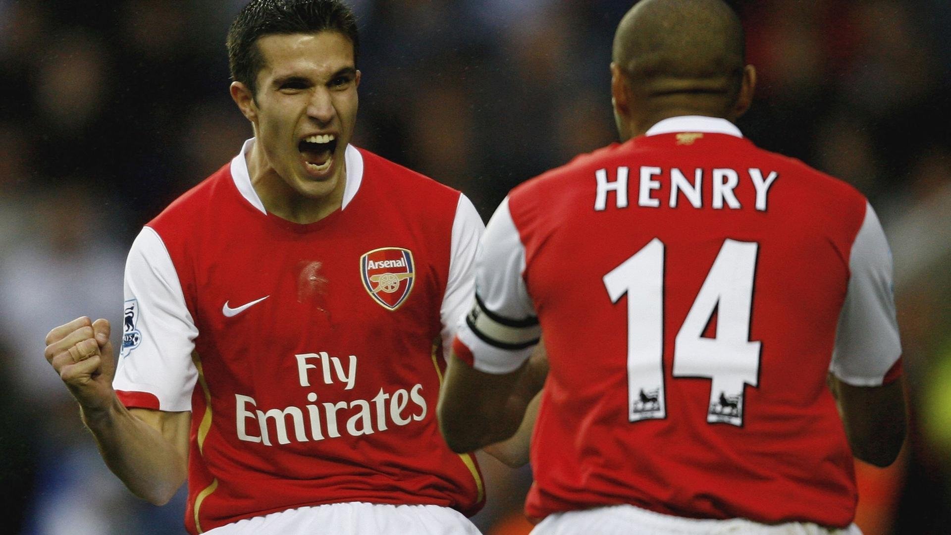 蓝鹰之吻，终场哨前，佩德里为意大利足球献上神迹