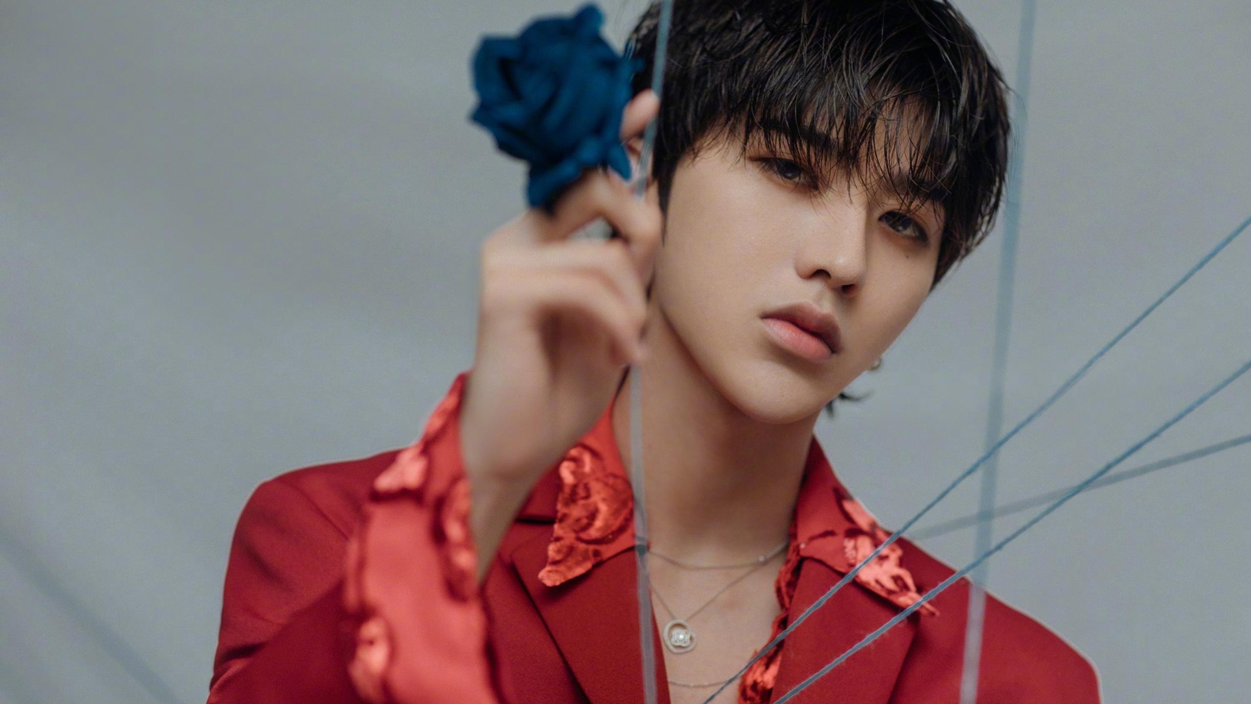 两个时代，一种胜利，体系足球与孤胆英雄的平行赞歌