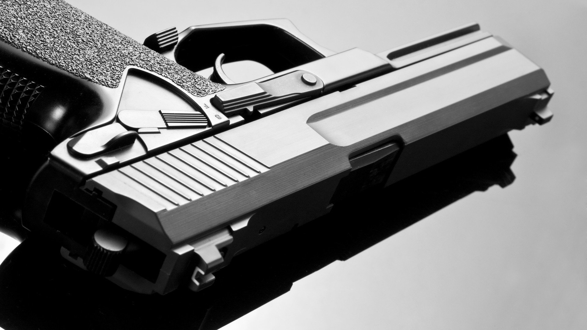 国家德比的星火,塔图姆以足球之魂点亮篮球之夜